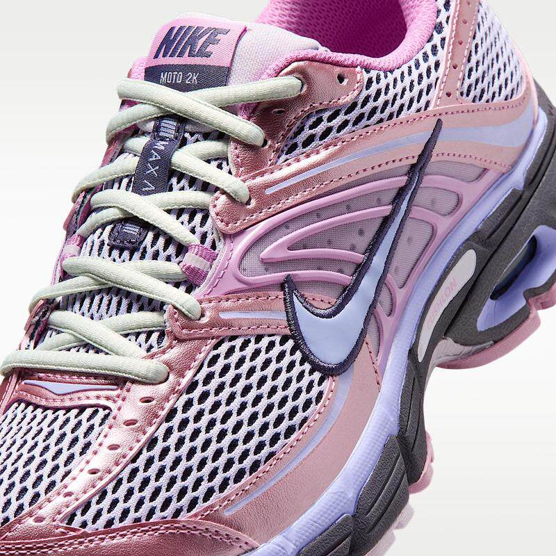 Running Shoes: Cushioning, Support, and Lightweight
