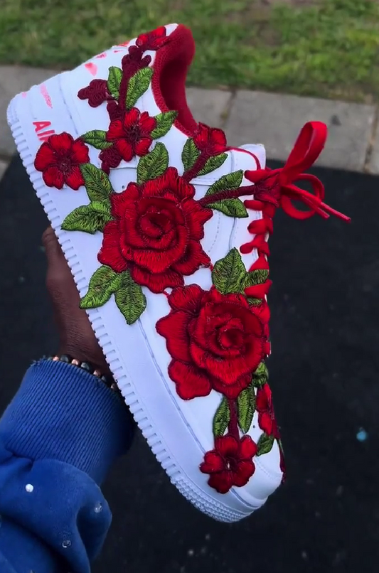 Red Rose Chunky-Lace Sneakers