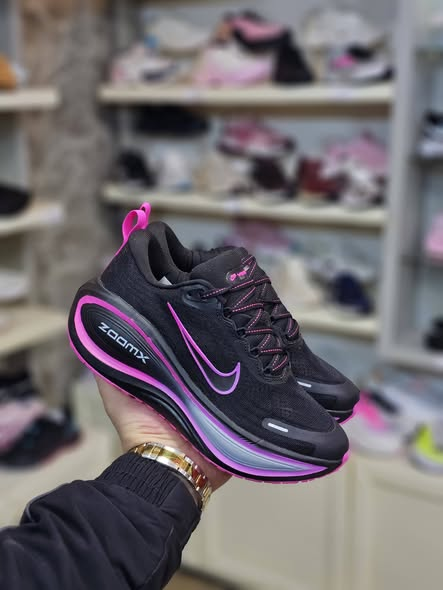Super Comfy Ladies Lightweight Running Shoes