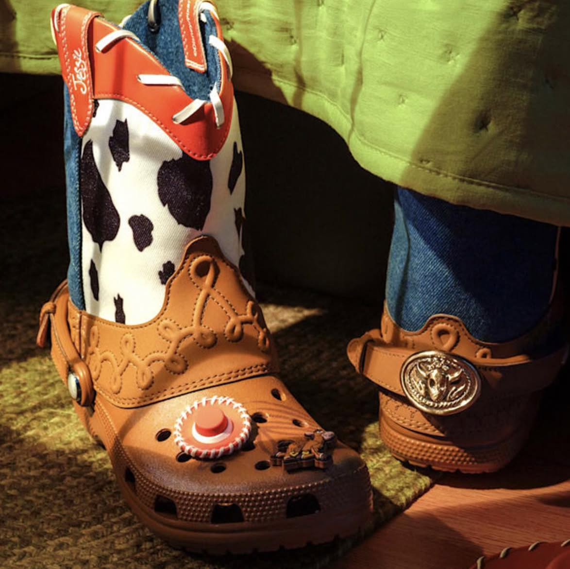 Woody Cowboy-Style Clog Boots