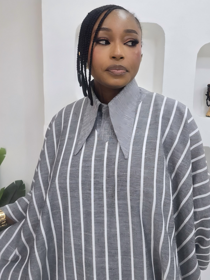 Two-piece style long robe with a detachable collar