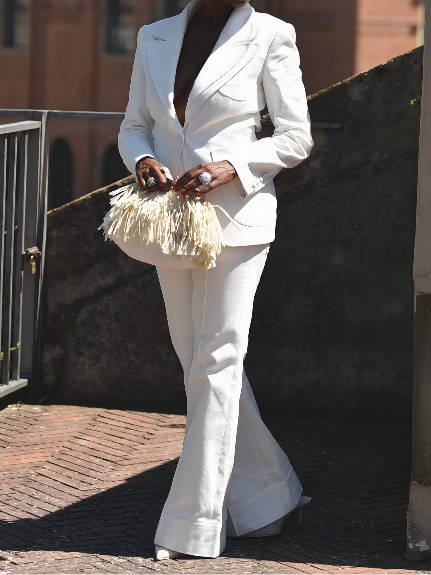 Cut-out back suit set