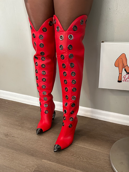 High Eyes Pumps