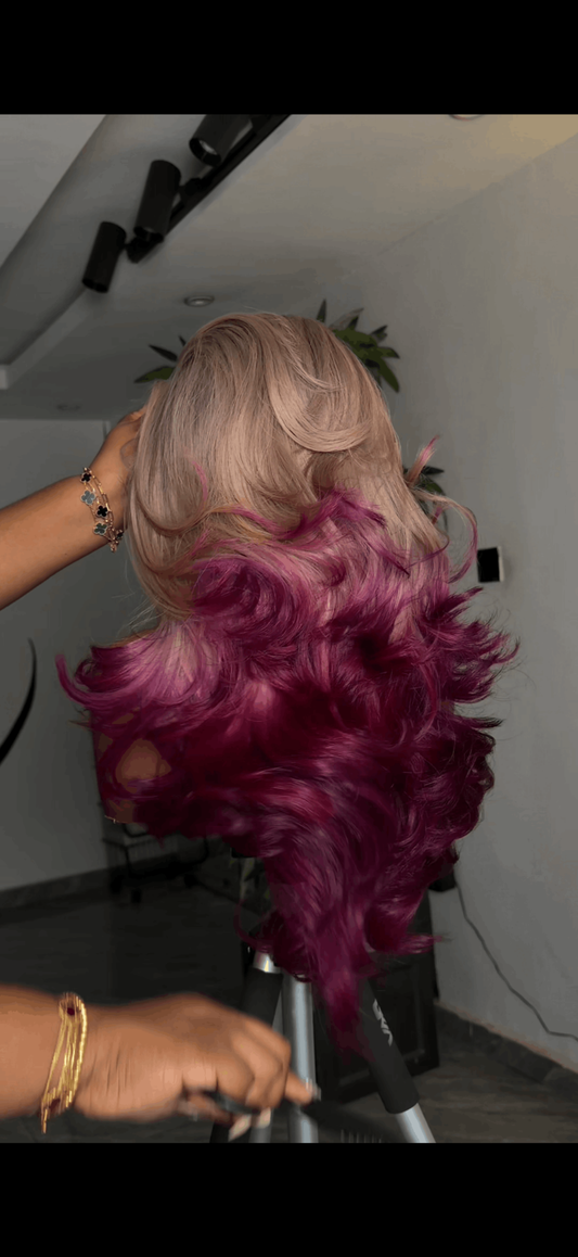 Blonde meets bold berry !