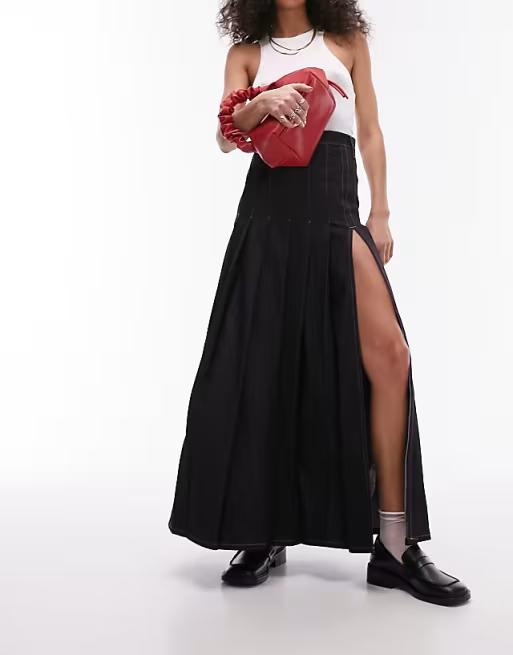 Front slit denim pleated midi skirt