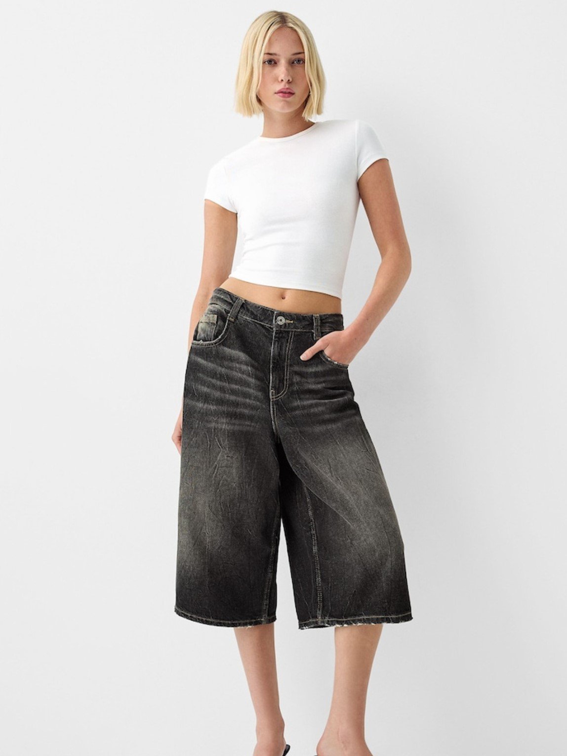 Low-rise loose denim cropped pants