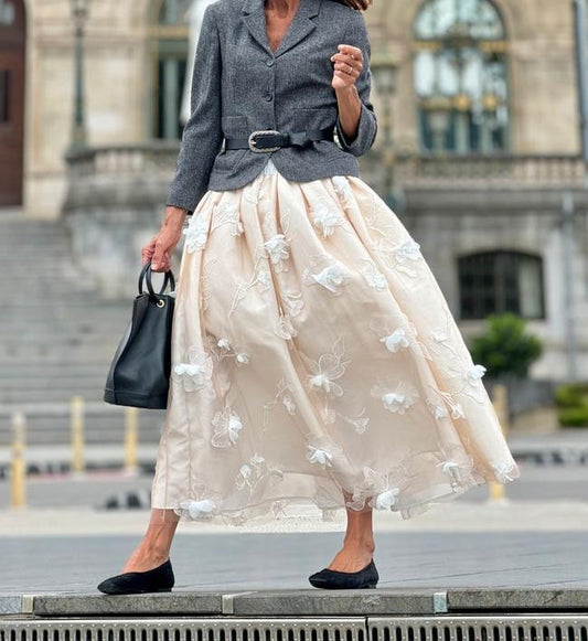 Mesh embroidered flower skirt