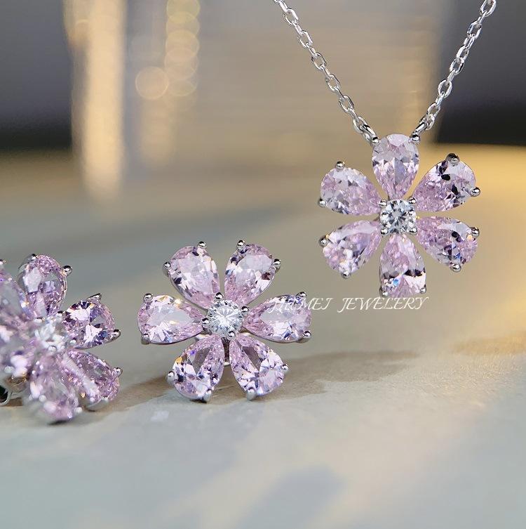 Pink diamond flower collarbone chain