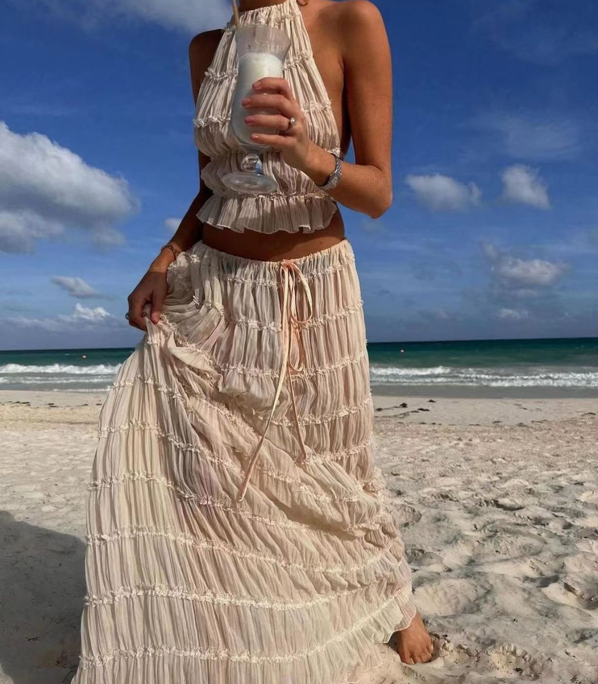 2024 new fashion sexy backless halter neck strap pleated lace vest long skirt suit