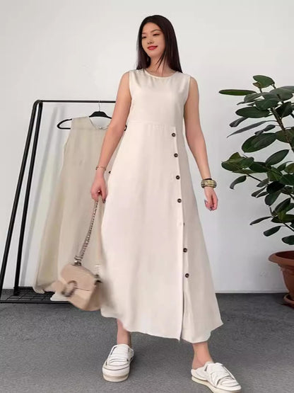 Round neck buttoned sleeveless solid color slit dress